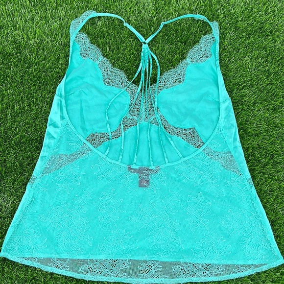 VICTORIA’S SECRET Mint Green Lingerie Top size medium - Picture 6 of 6